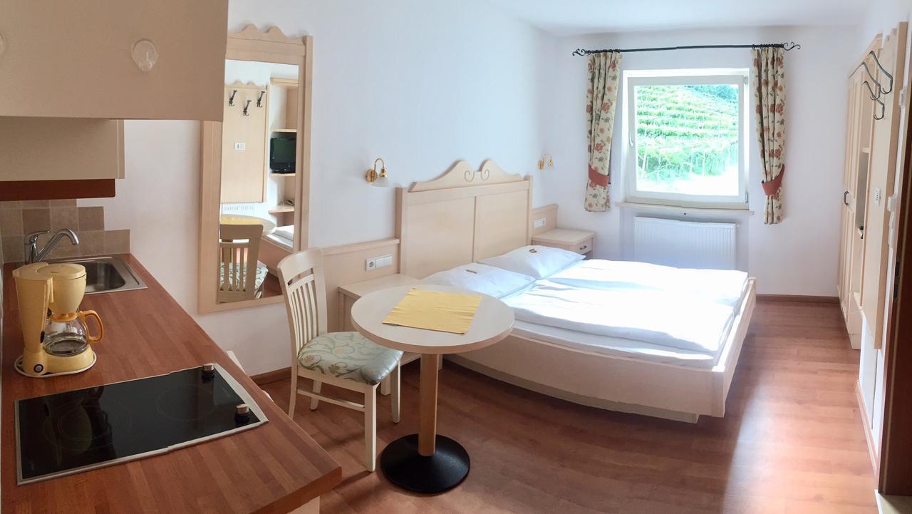 Appartement Tschivon Schenna Luaran gambar
